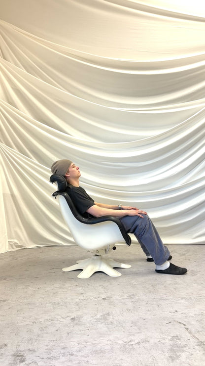 Yrjö Kukkapuro Karuselli armchair - Haimi 1960s - Black Leather