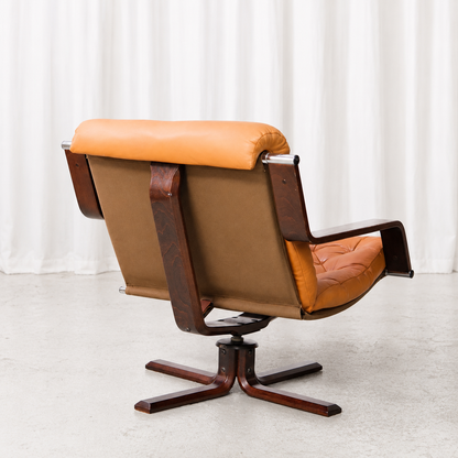Sigurd Ressell leather and rosewood swivel lounge chair, rear view