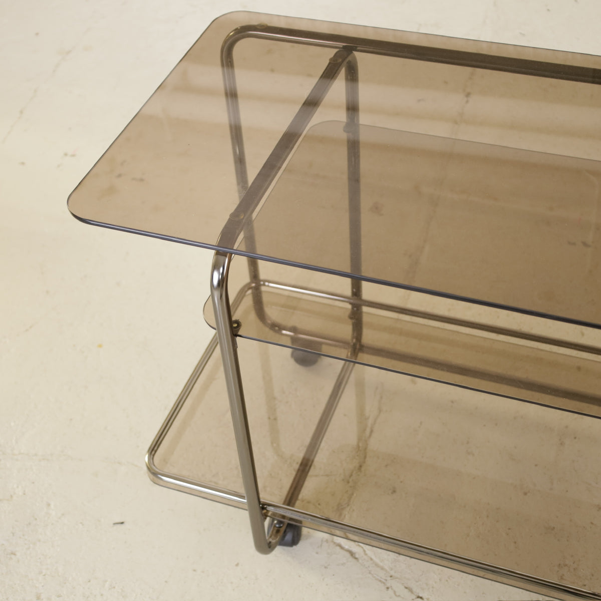 Vintage Italian-Style Chrome and Smoked Glass Serving Trolley, vintage chrome and smoked glass serving trolley, smoked glass tabletop detail