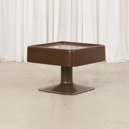 Yrjö Kukkapuro Brown Fibreglass Coffee and Side Table, brown fibreglass table, three-quarter view