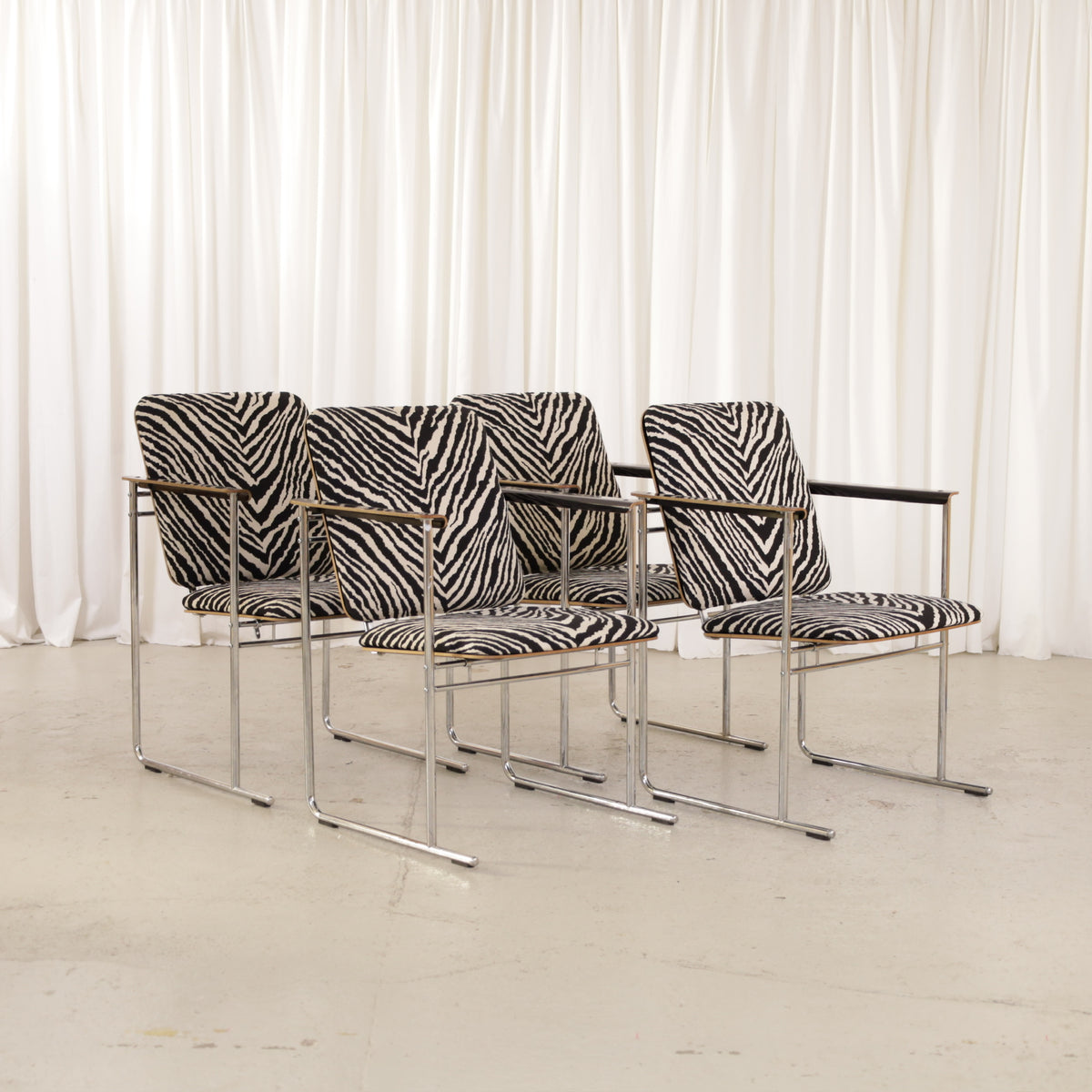 Yrjö Kukkapuro Skaala 472 Chair in Zebra-Pattern Fabric for Avarte, four Skaala armchairs with black and white patterned upholstery